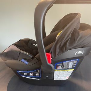 Britax BSafe 35 Infant Car Seat with Base!